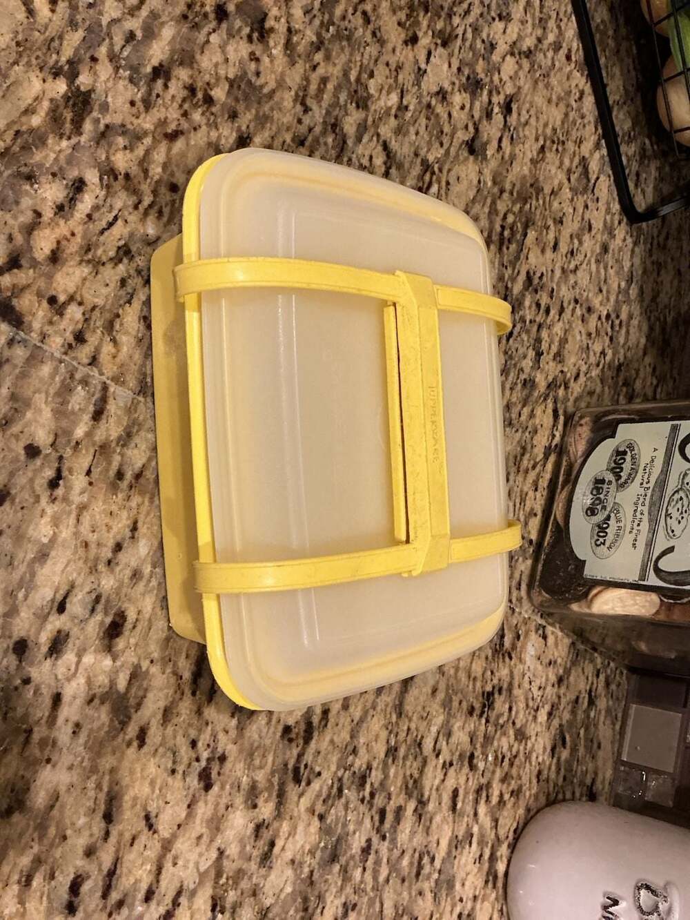 Vintage Tupperware Pack N Carry Yellow Lunch Box with Handle